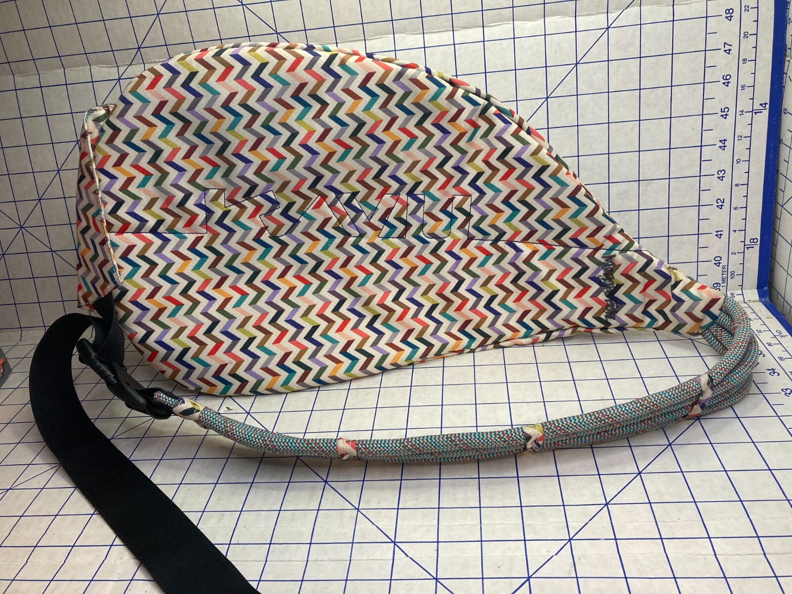 Kavu Rope Sling Bag Crossbody Backpack Multicolor Chevron Pattern Nice!