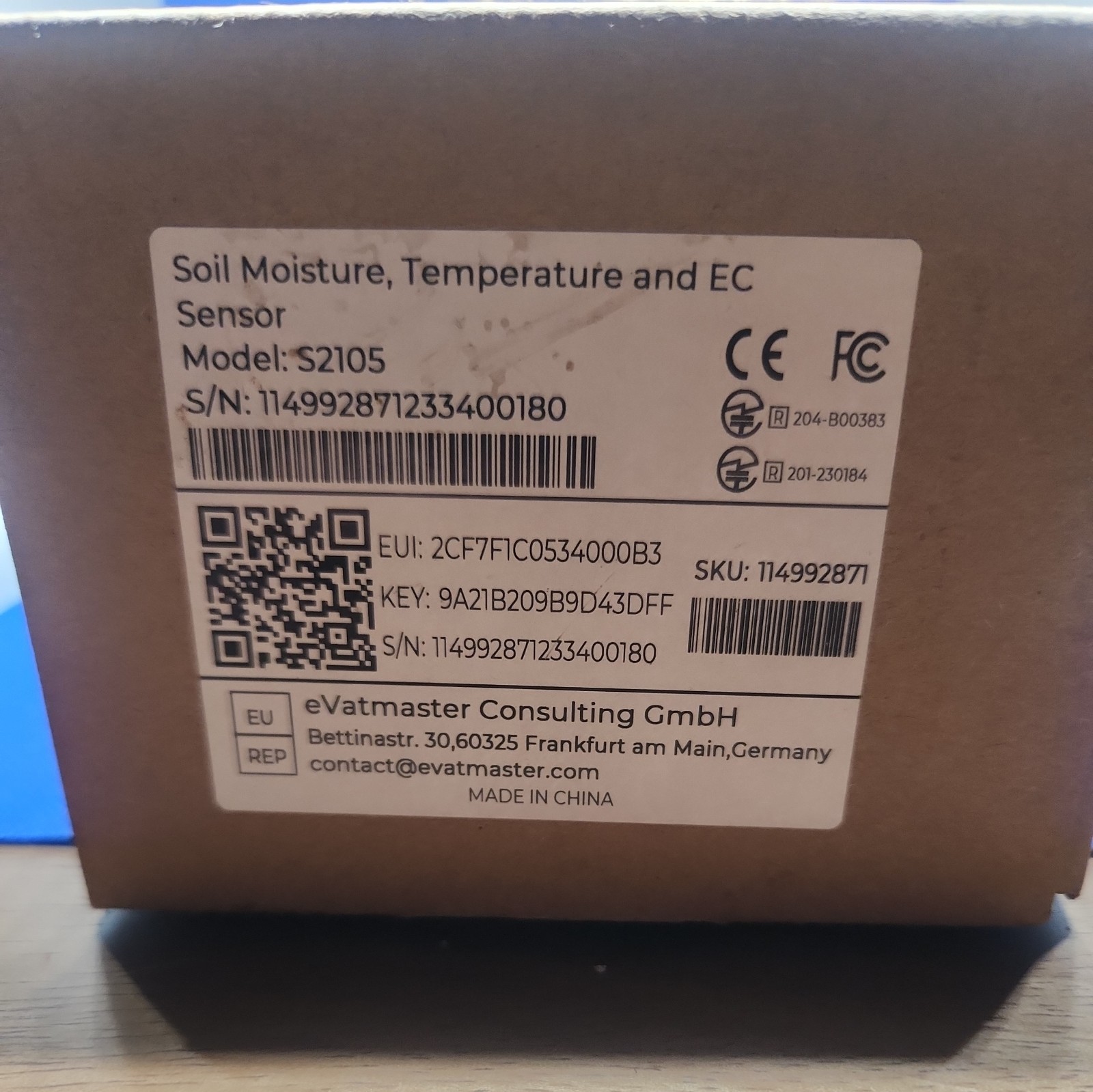 SenseCAP S2105 - LoRaWAN® Soil Moisture, Temperature and EC Sensor