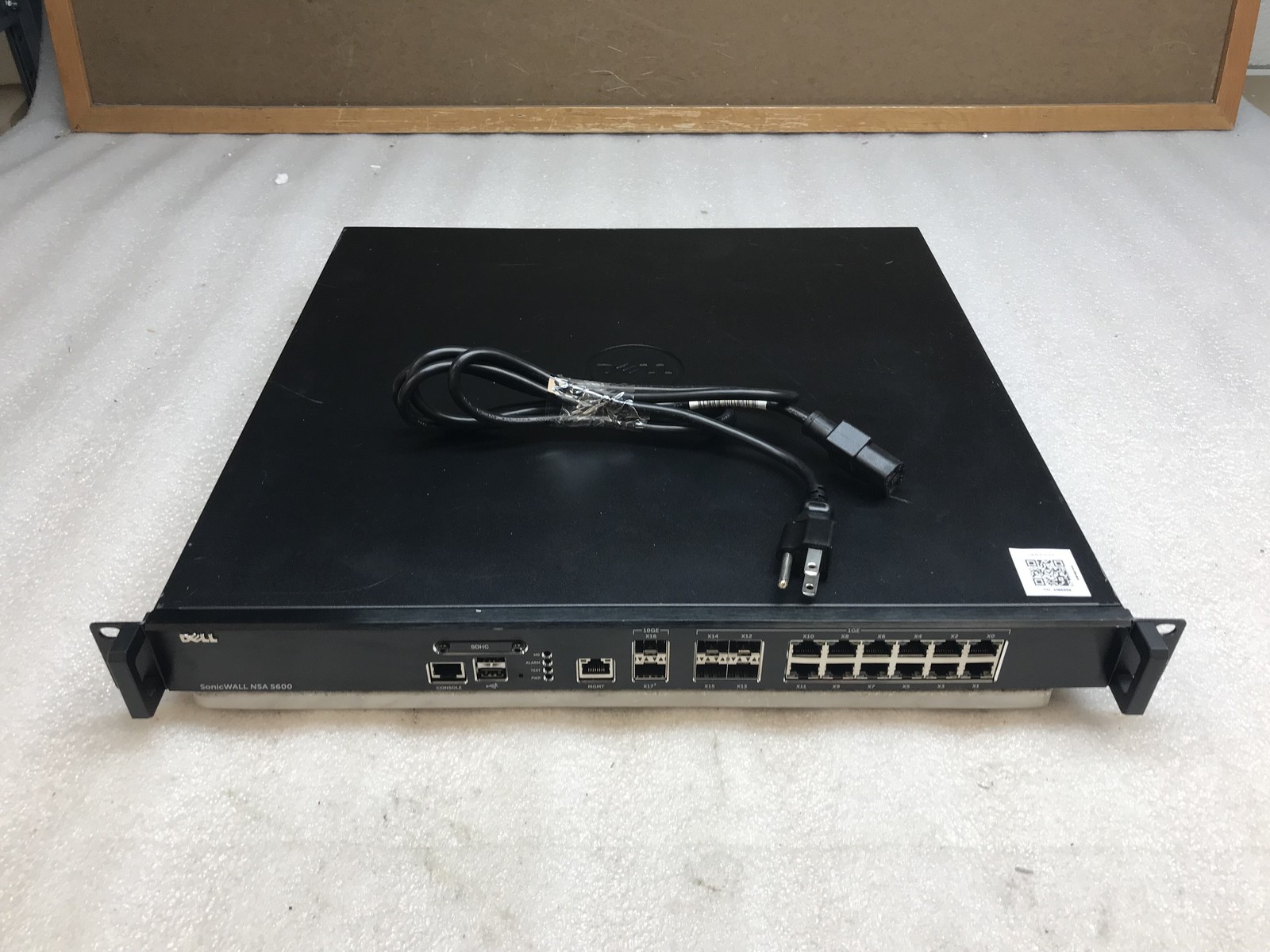 Dell SonicWALL NSA 5600 Firewall Reset Unregistered 12xGbE 4xSFP 2x10GbE