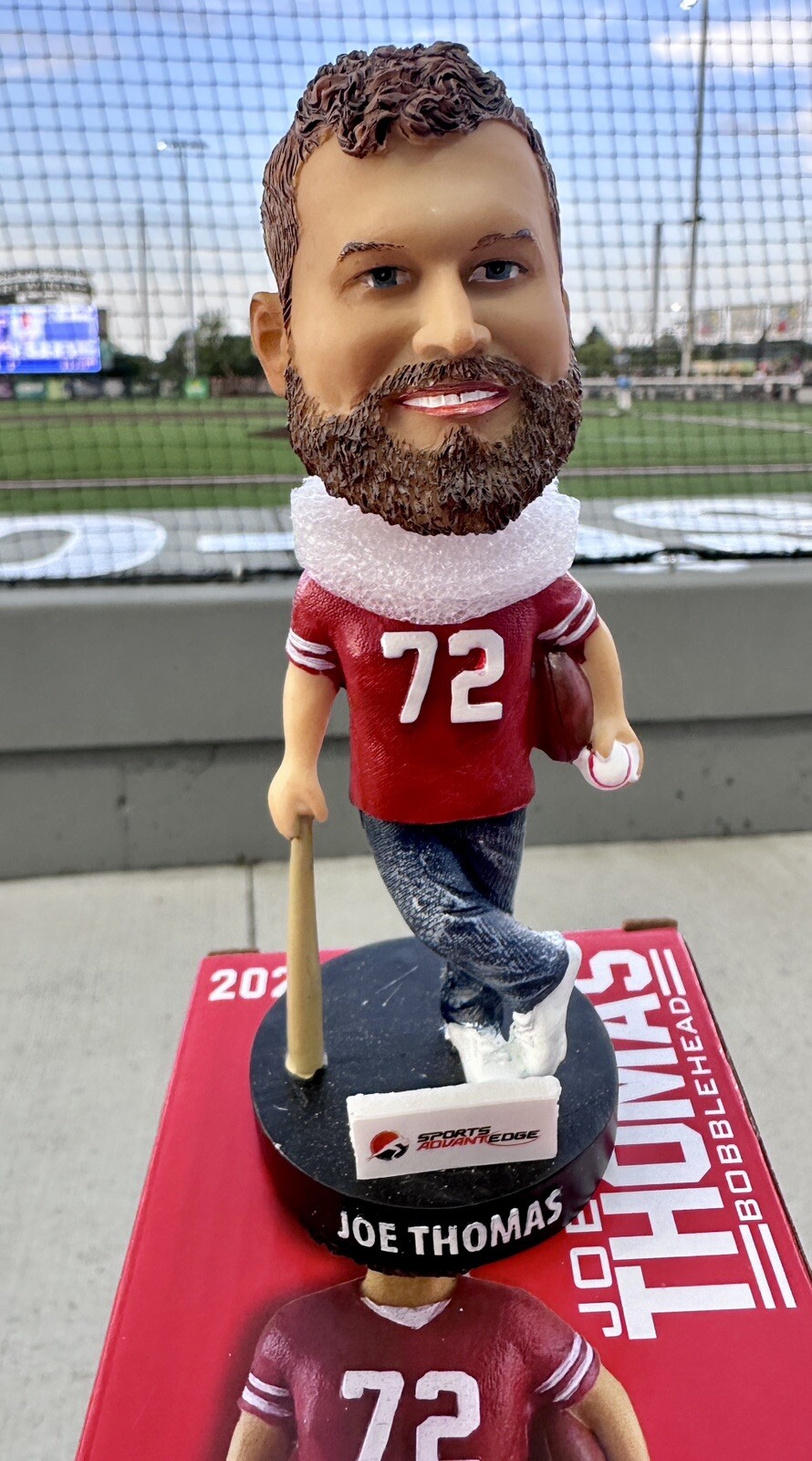 2023 LAKE COUNTRY DOCKHOUNDS JOE THOMAS SGA BOBBLEHEAD BADGERS, BROWNS FOOTBALL