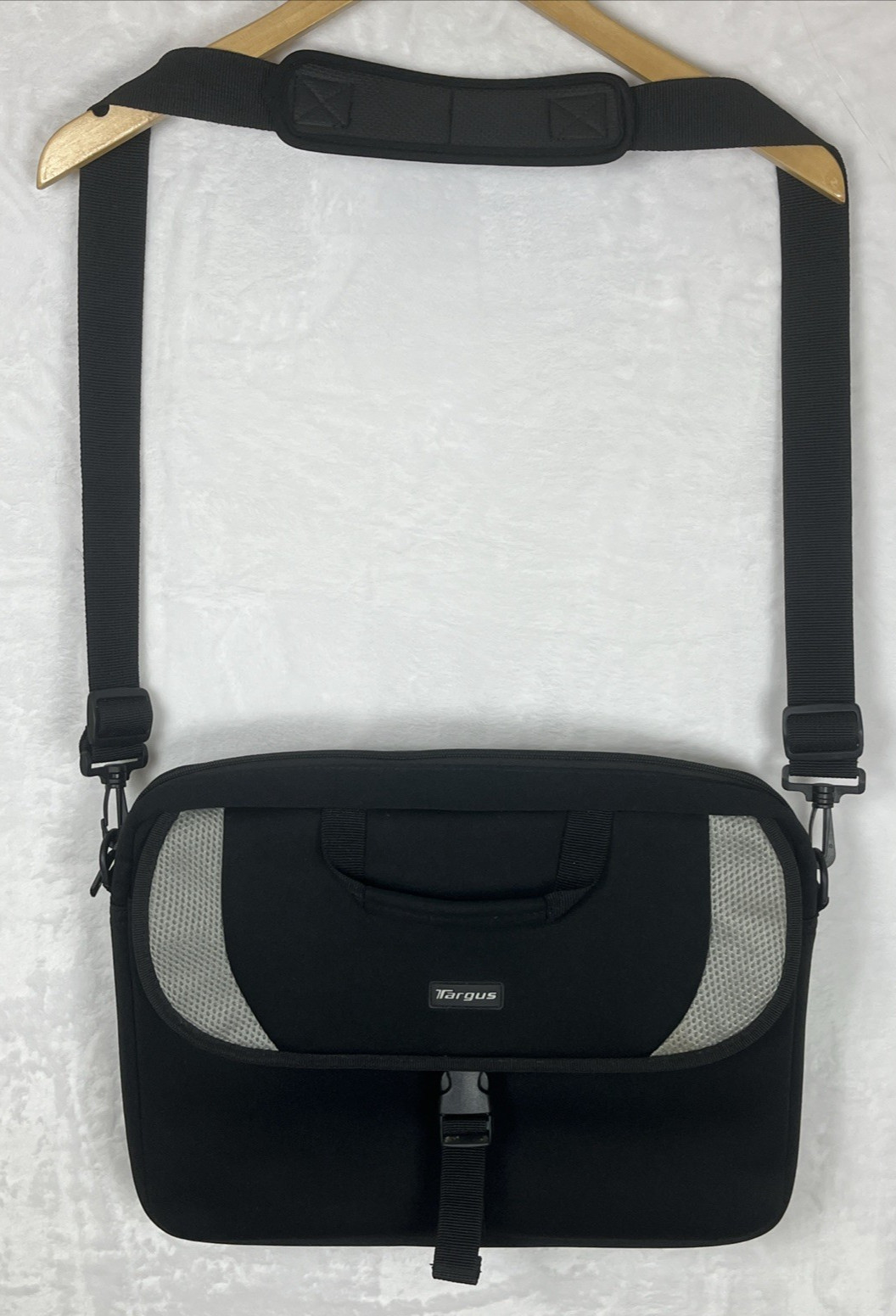 Targus Messenger Laptop Bag Neoprene Shoulder Strap Black Gray