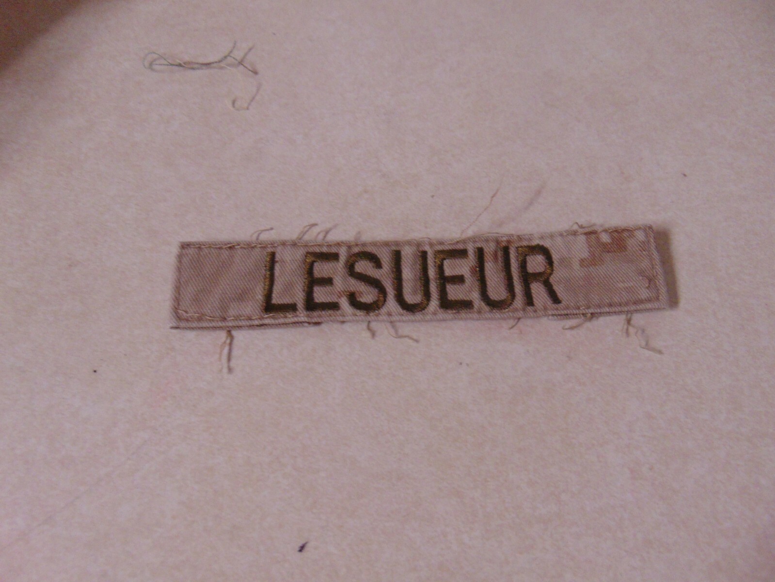 MILITARY PATCH US MARINES NAME TAPE TAG SEW ON DESERT COMBAT USED LESUEUR