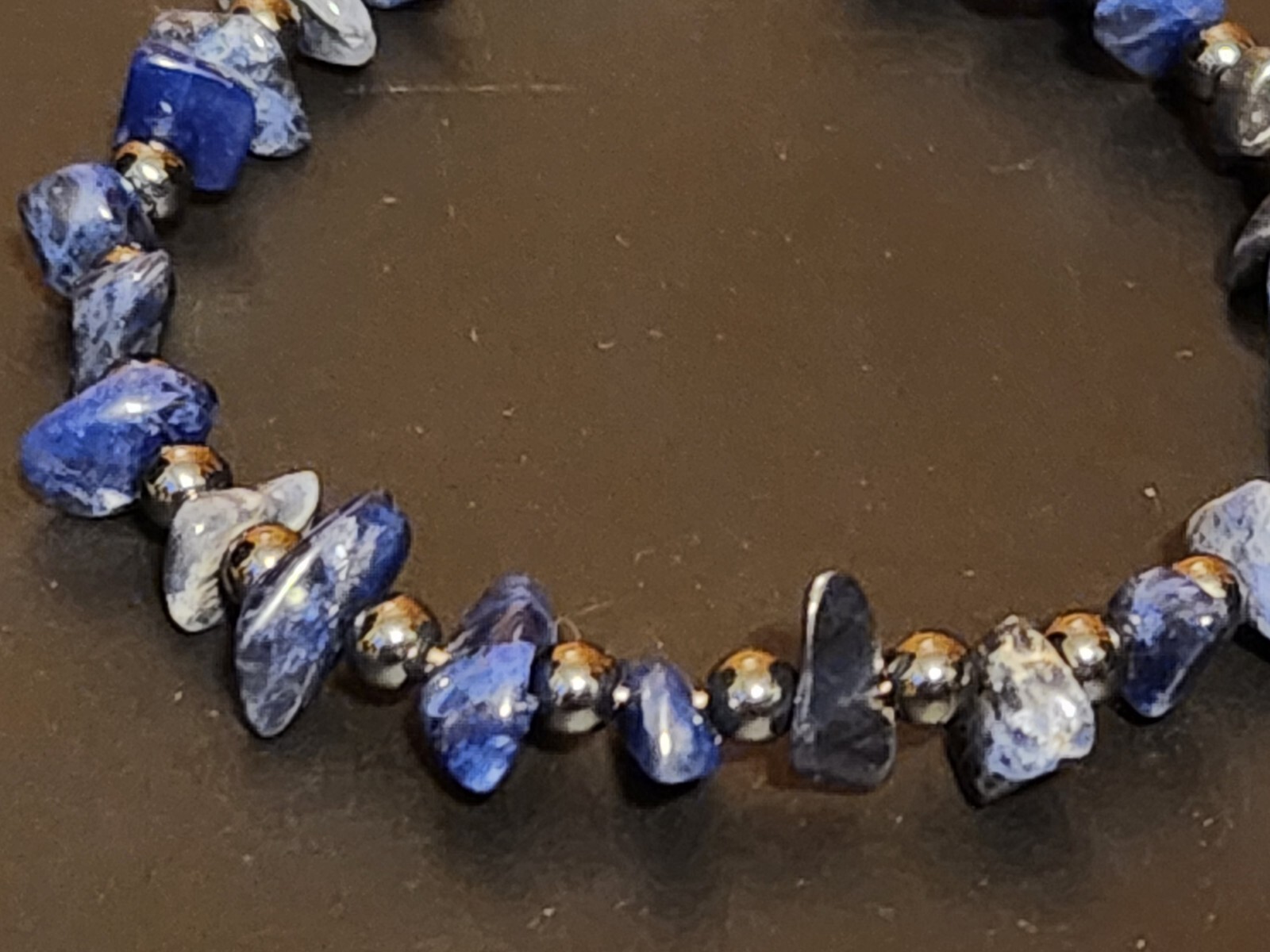 Blue Stone Chip Bead Bracelet 8"