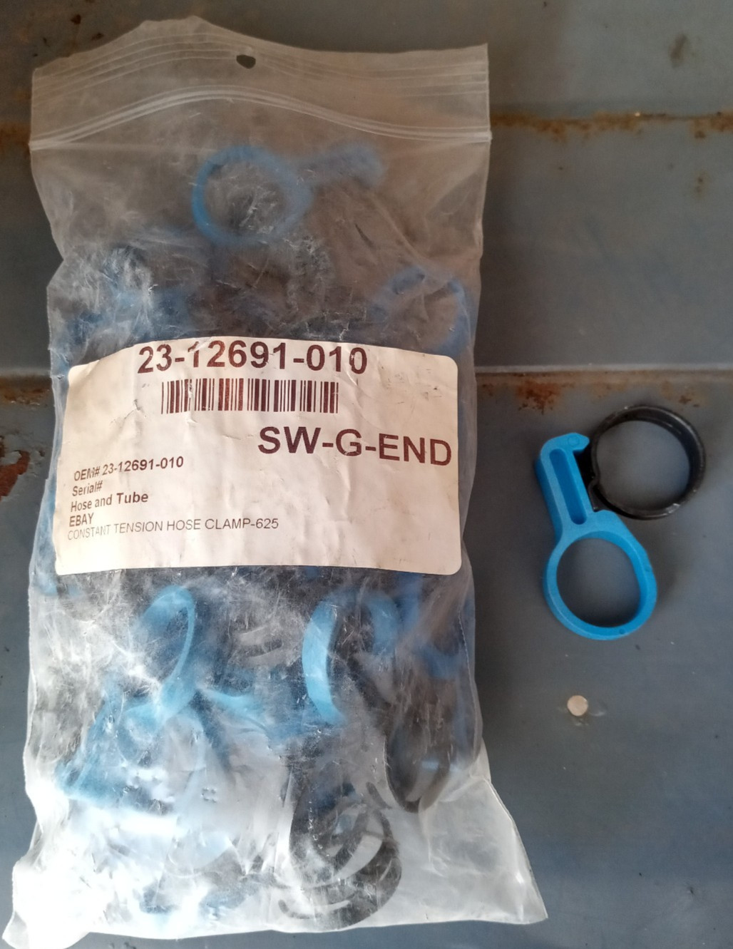Lot of 21 23-12691-010 CLAMP-HOSE CONSTANT TNSN,.625 Freightliner Western Star