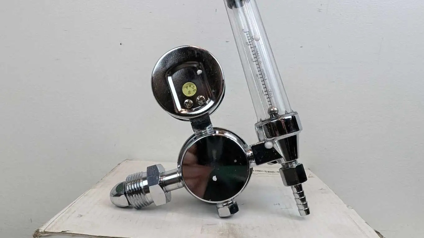 X0013PCY0B Argon Regulator with Flowmeter 0-25Mpa