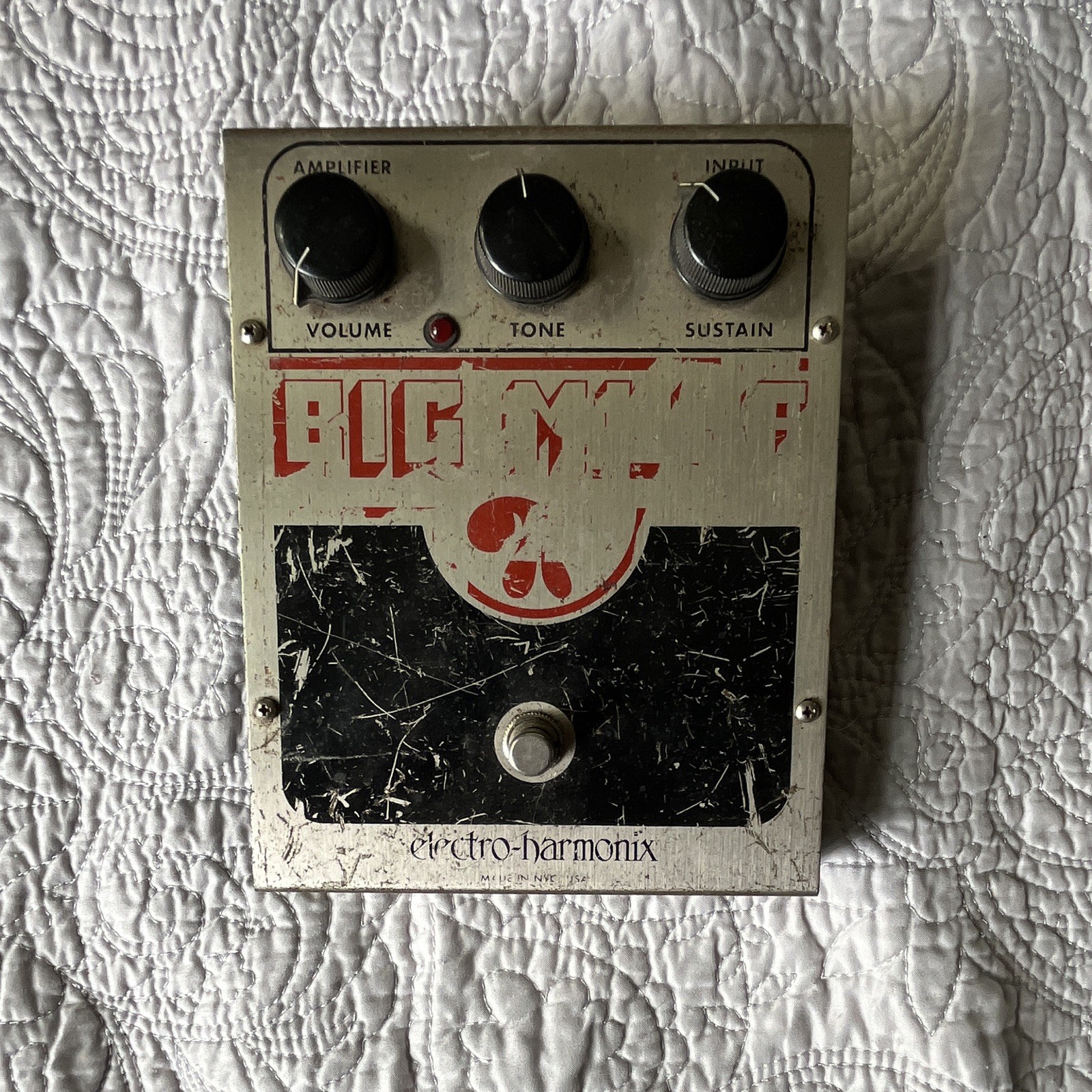 Electro-Harmonix Big Muff Fuzz Guitar Effects Pedal - Fuzz Effect. Made in NYC.