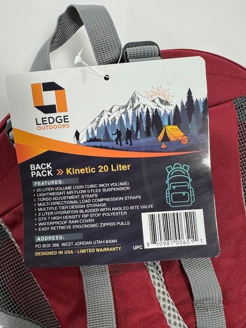 ** LEDGE OUTDOORS ** HIKING BACKPACK ' 20L WITH HYDRATION BLADDER '-NEW RED