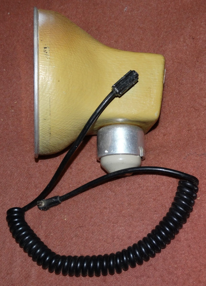 Vintage GRAFLEX STROBOFLASH II Xenon Photography studio Strobe head + sync cable