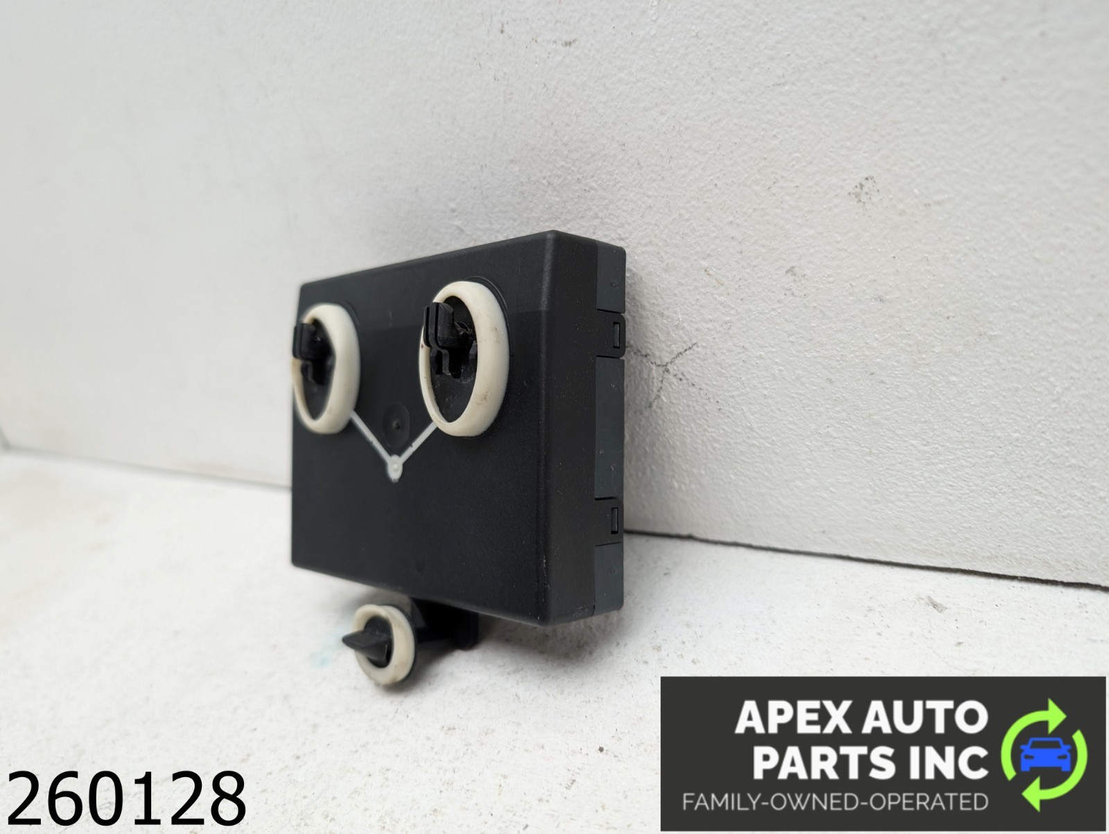 OEM 2008 Audi Q7 3.6L FRONT RIGHT DOOR CONTROL MODULE