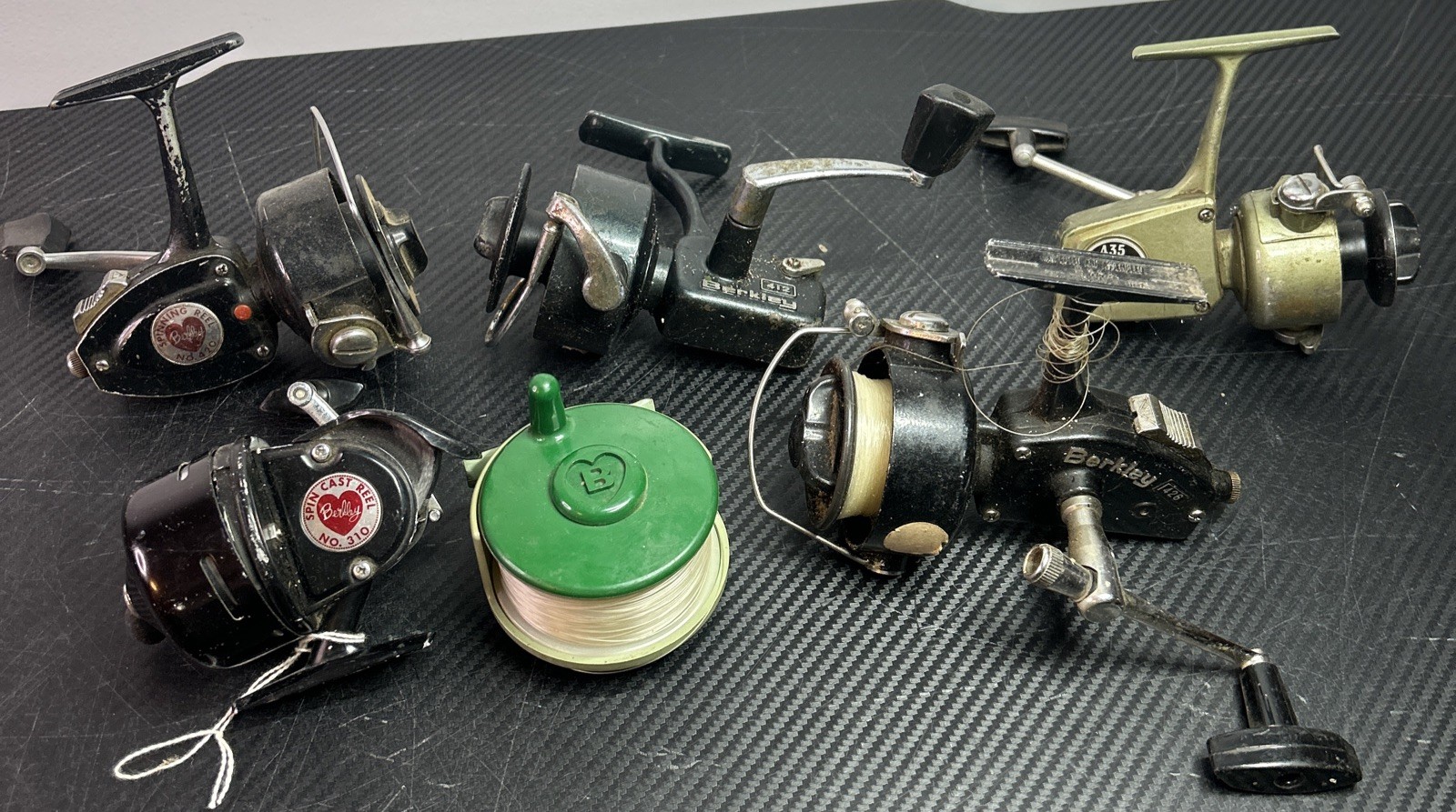 Lot of 6 Vintage Berkley Fishing Reels Spin Cast Japan