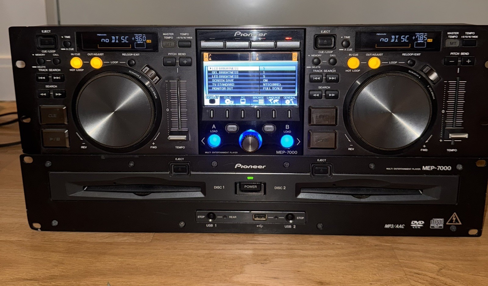 Pioneer MEP-7000 Multi Entertainment Player And Controller