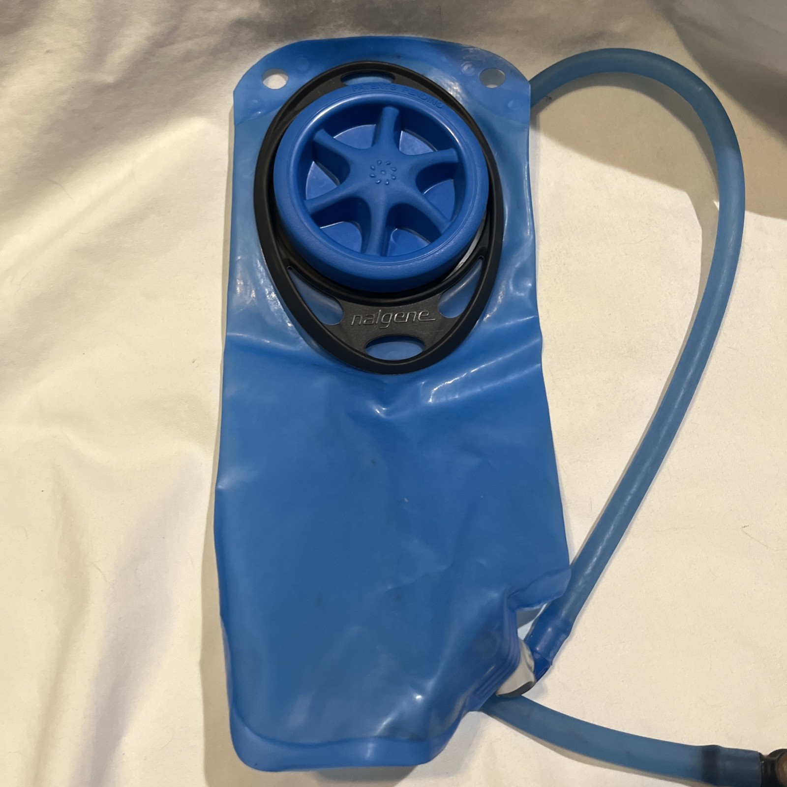 Blue Camelback Rogue Hydration Backpack-with Bladder 2liter