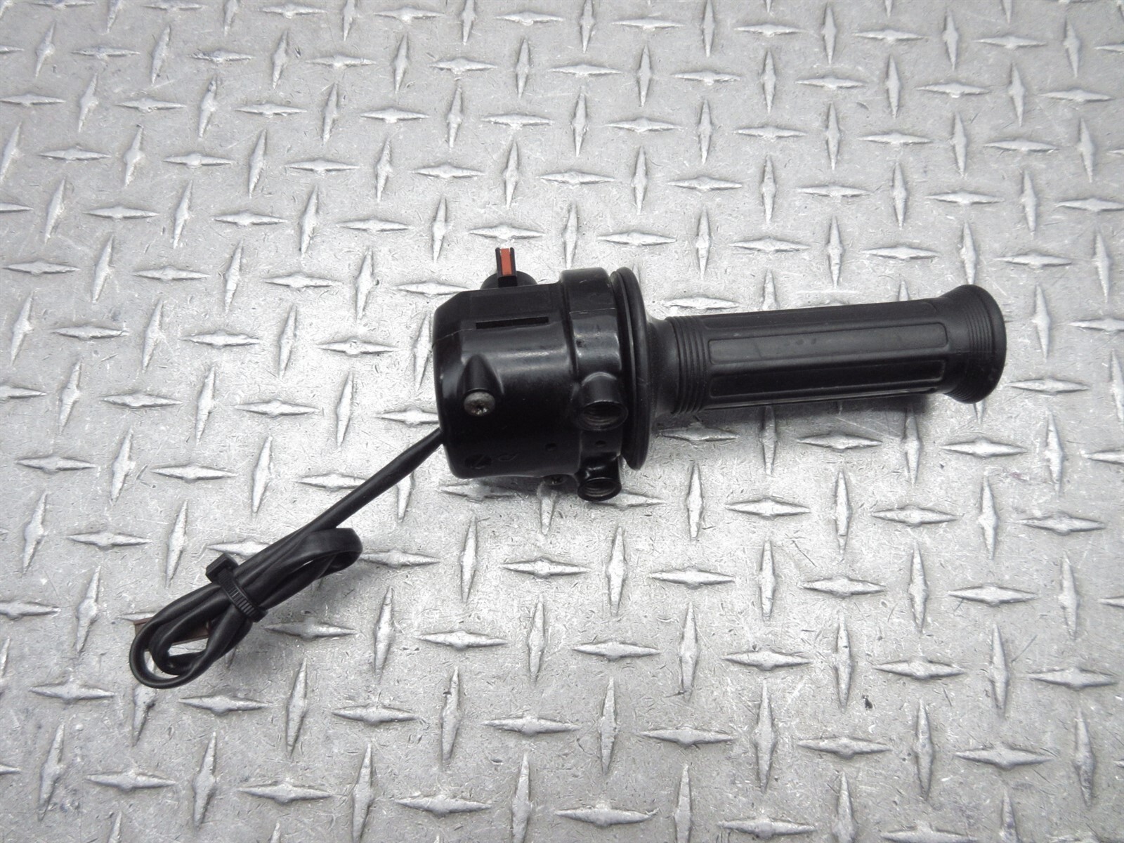 2015 15-17 Yamaha SR400C SR400 Right Switch Throttle Control Handlebar Grip