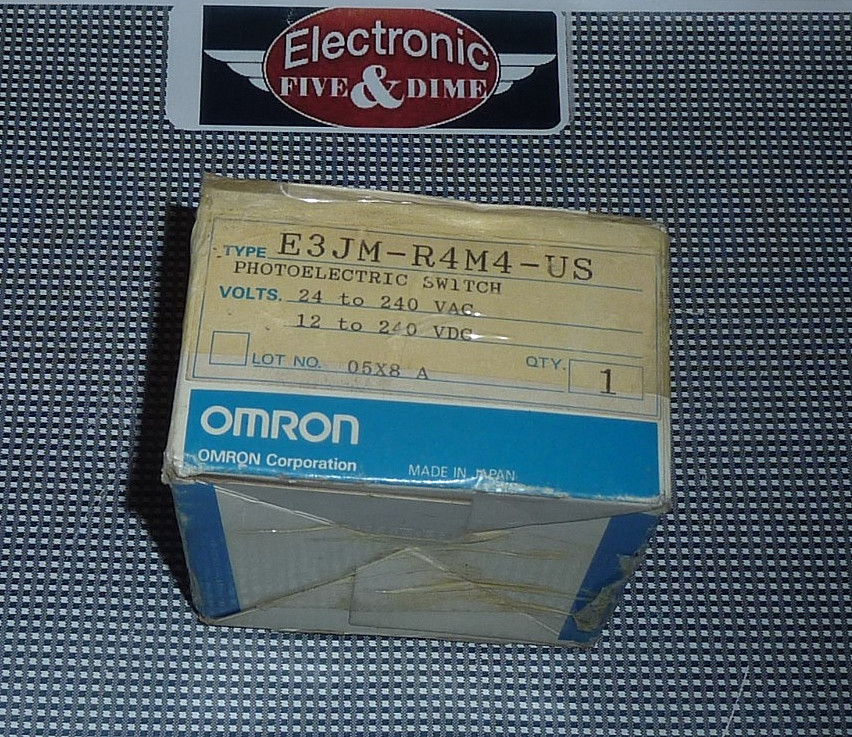 E3JM-R4M4-US / E3JMR4M4US  OMRON SENSOR RETROREFLECTIVE 4M RELAY