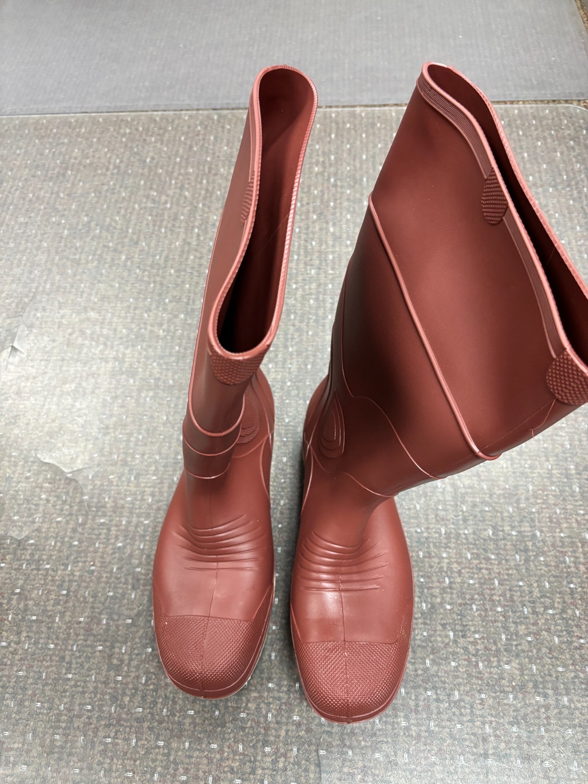 Tingley Mens Size 12 Composite Toe PVC Knee Boot 15" H Brown