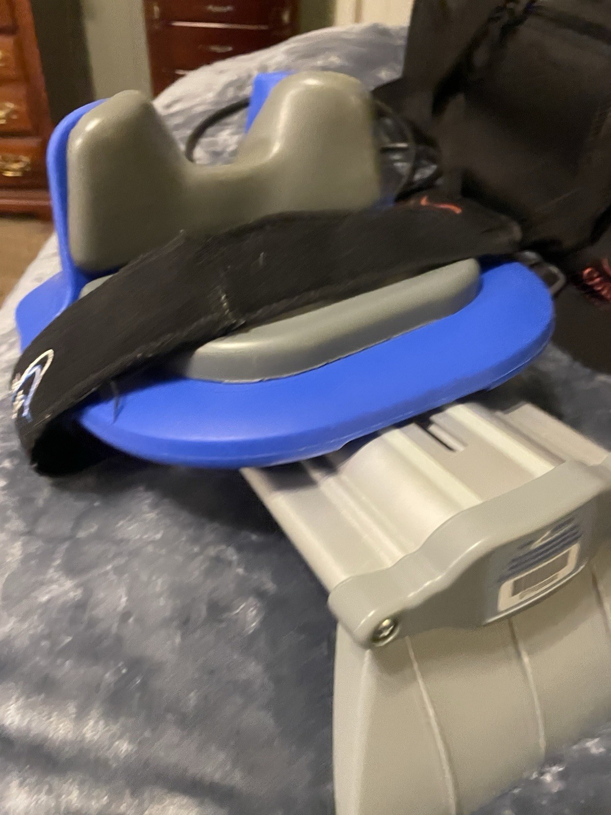 ComforTrac Cervical Traction Device. Excellent Condition with Case