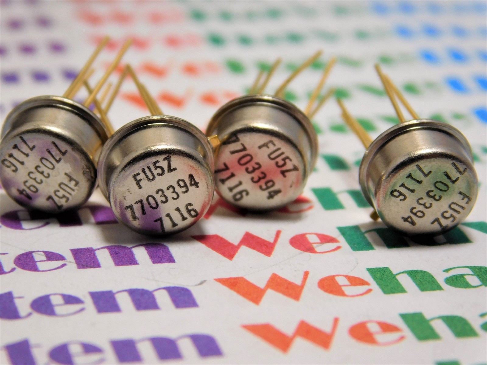 FU5Z7703394 / IC / TO5  / 5 PCS (qzty)