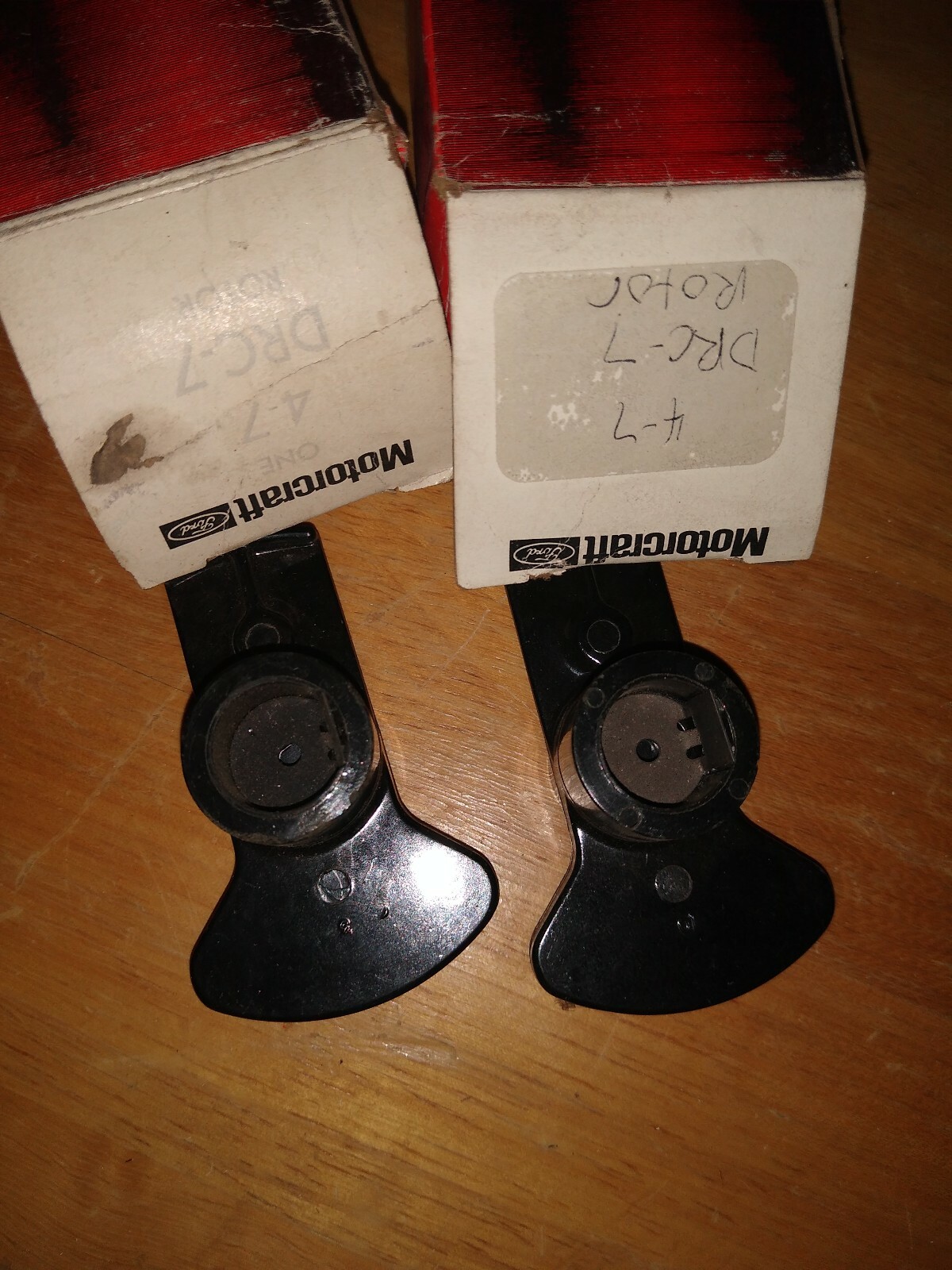 (2) Ford Distributor Rotor DRC-7