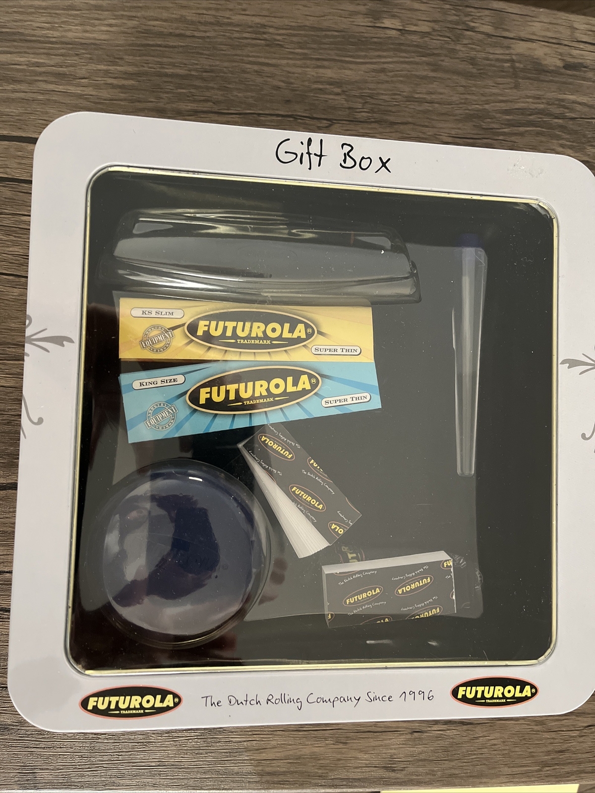 King Size Futurola Gift Box