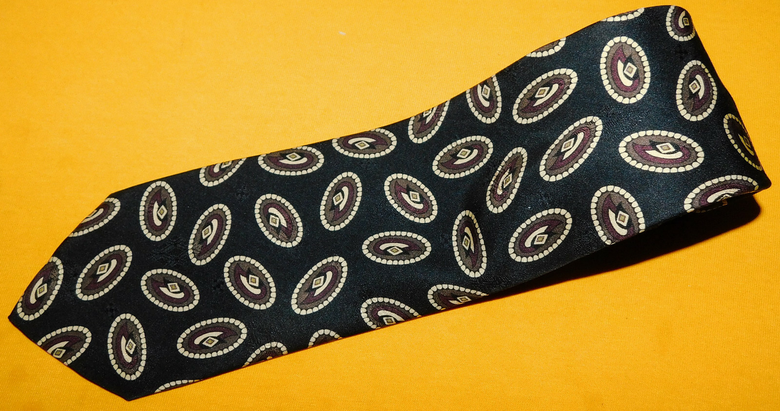 JOSEPH ABBOUD MADE IN ITALY MULTI COLOR DISCS MOTIF TIE - TIES - DESIGNER TIES.