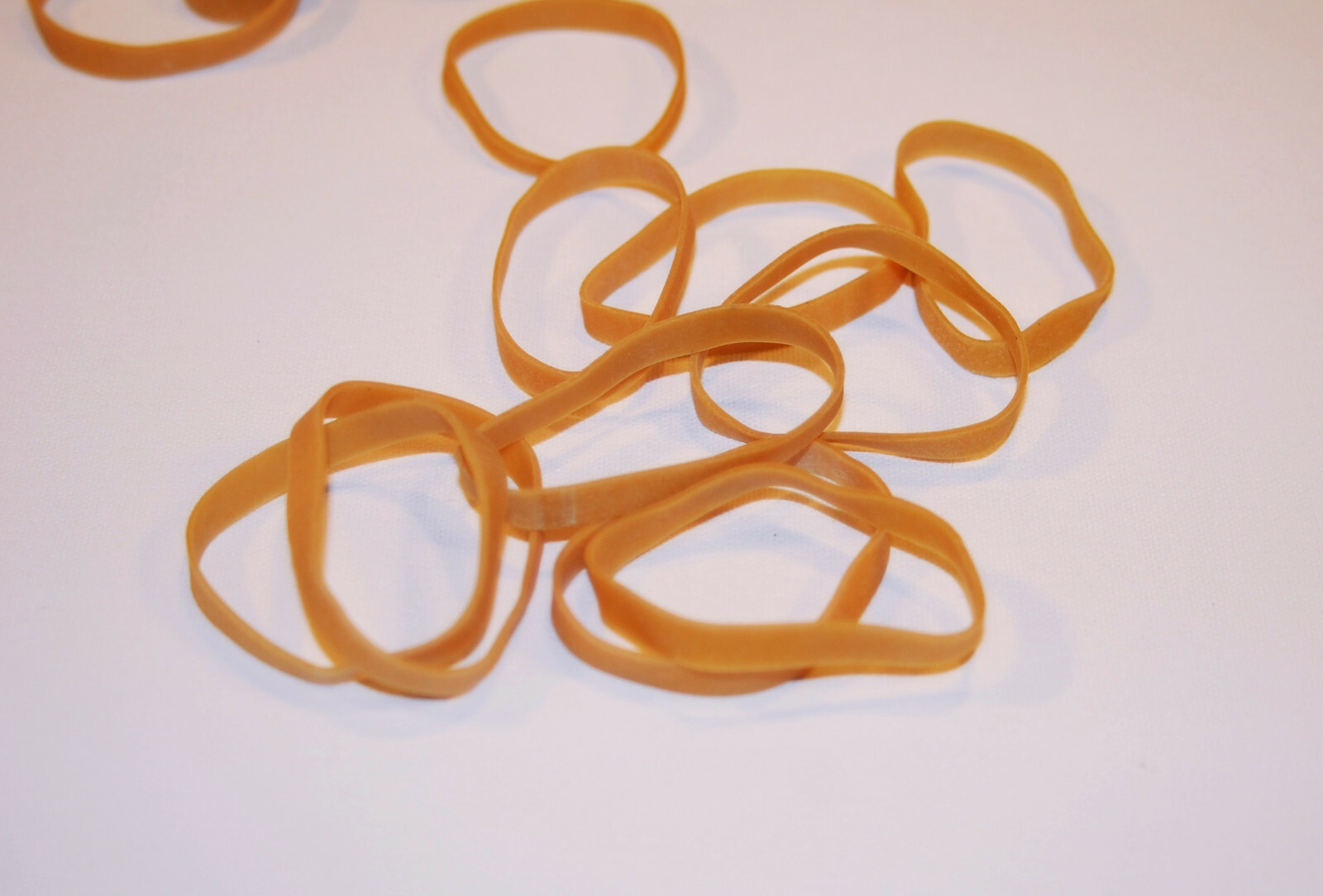 RUBBER TAN BANDS SIZE 1 3/4" X 1/4" FOR SHIPPING BAGS - FISH, SNAILS, PLANTS