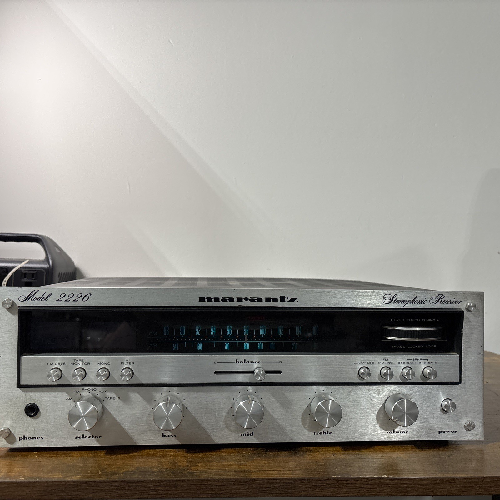 Vintage Marantz Model 2226B Stereophonic Receiver Untested Read Description