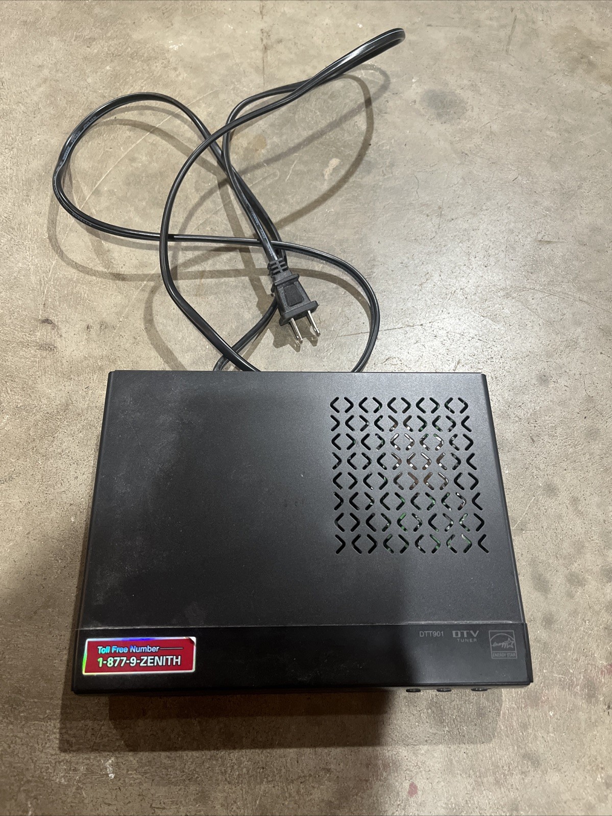 MAGNAVOX TB100MW9, TB110MVV9 TV Tuner Converter Box DTT901 DTV to Analog