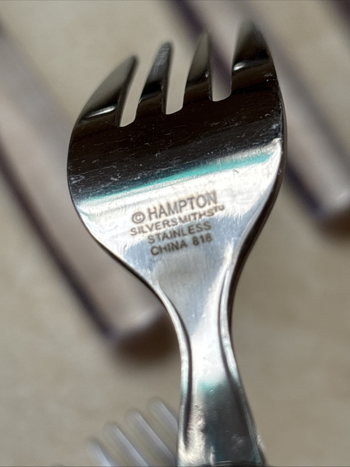 Hampton Silversmiths Stainless Flatware Clear Handle 13 Piece China 818