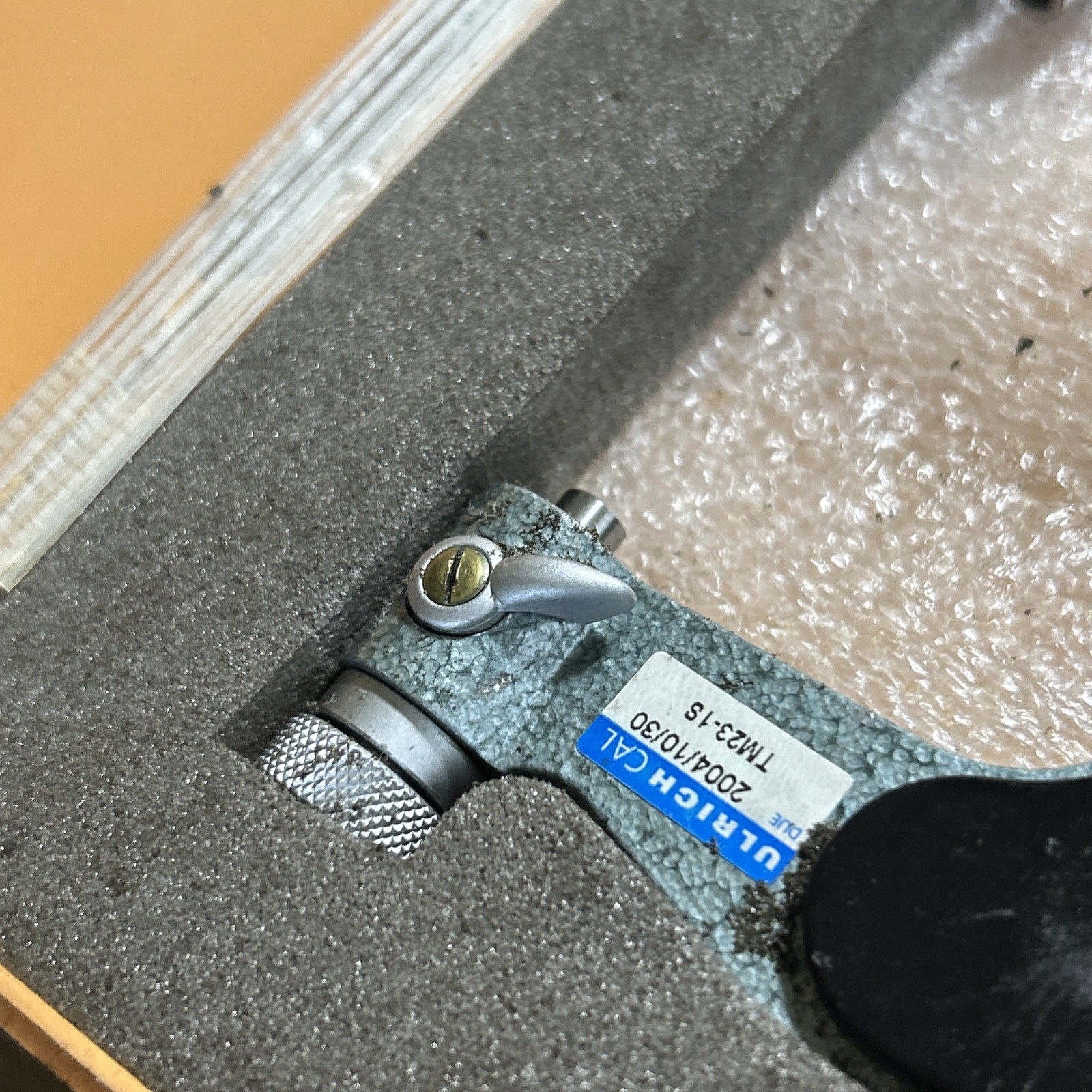 USED MITUTOYO 126-139 2-3" .001" THREAD MICROMETER