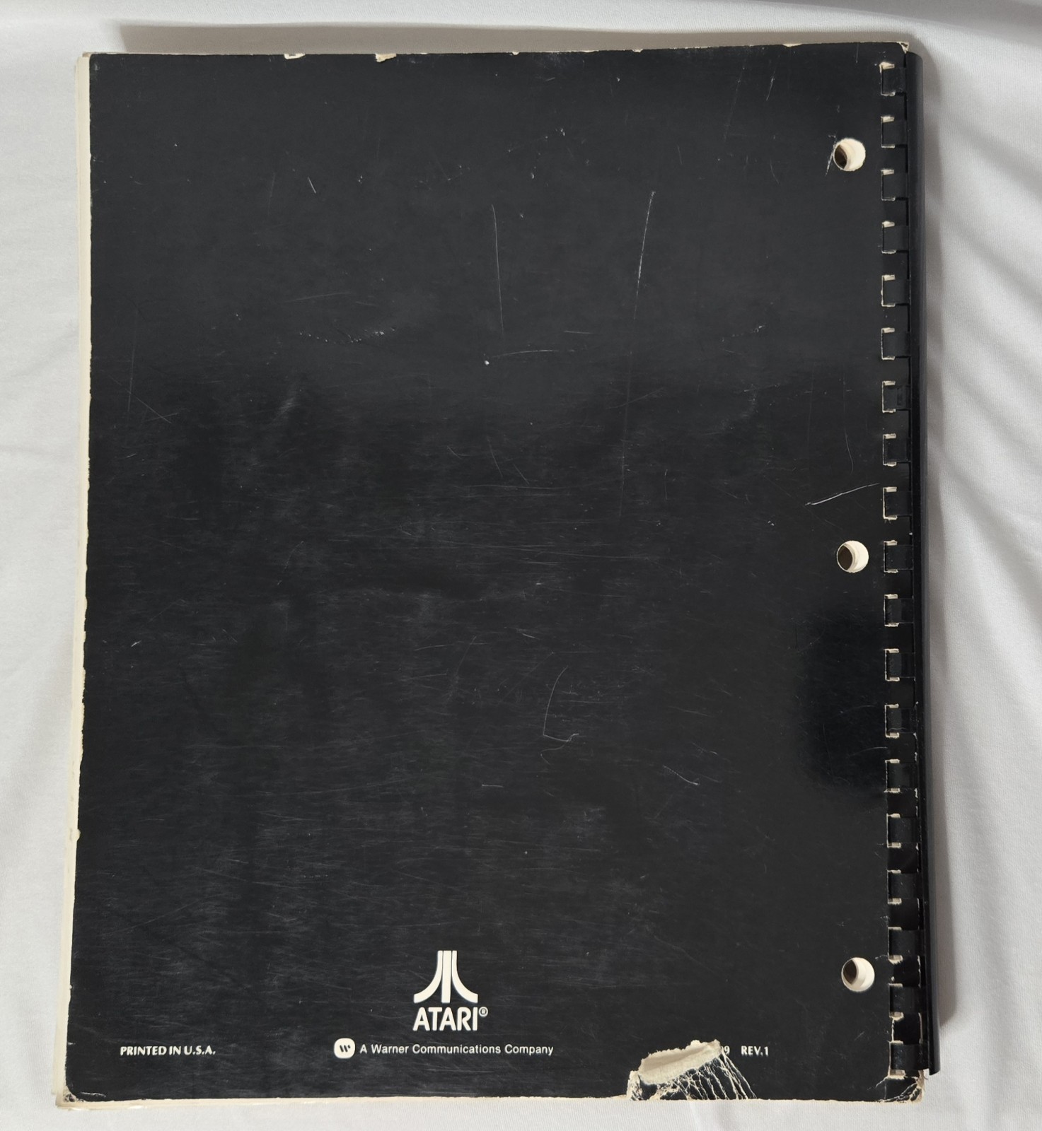 Set Of Atari vintage 1981 programming manuals for the Atari 400/800 & Atari 800