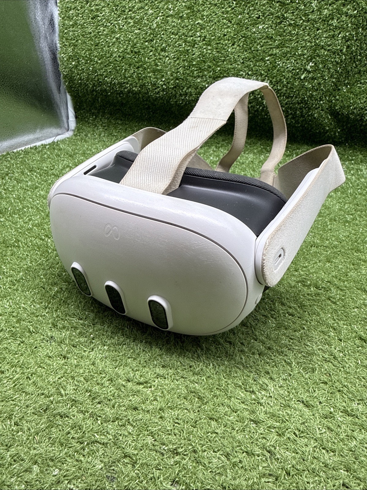 Meta Quest 3 128GB VR Headset ONLY - White
