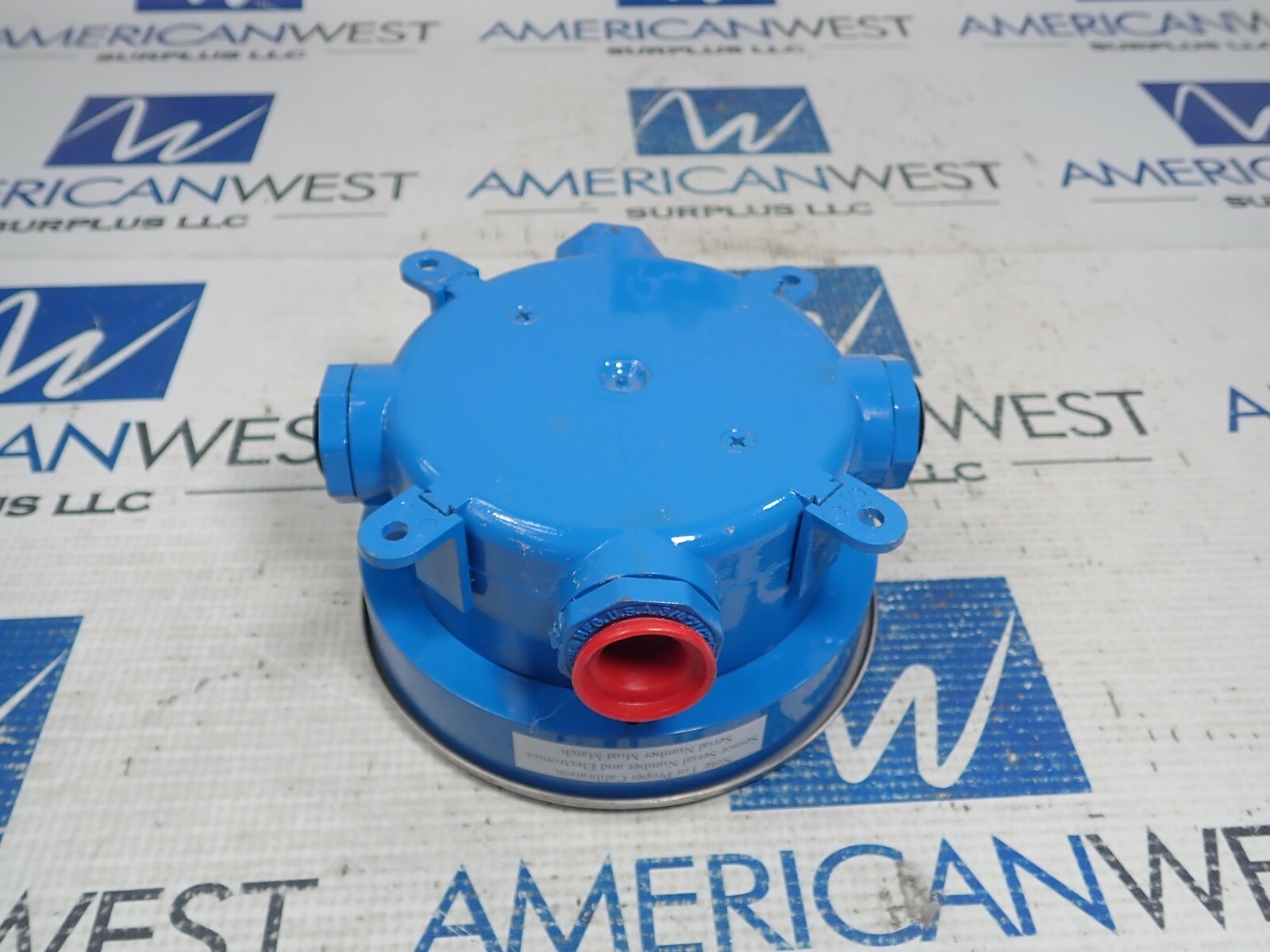 New Surplus Delta Controls 592Y-C-G9Y-4X-1700V-AA   4X Enclosure