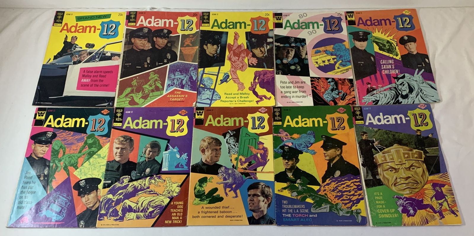 1970's ADAM-12 police tv show comics #1 2 3 4 5 6 7 8 9 10 ~ FULL SET