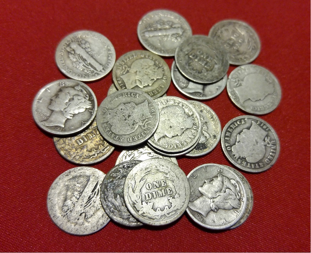 LOT OF (3) Mercury and Barber Silver Dime CULL Coins / 1892-1945 / 90% Silver