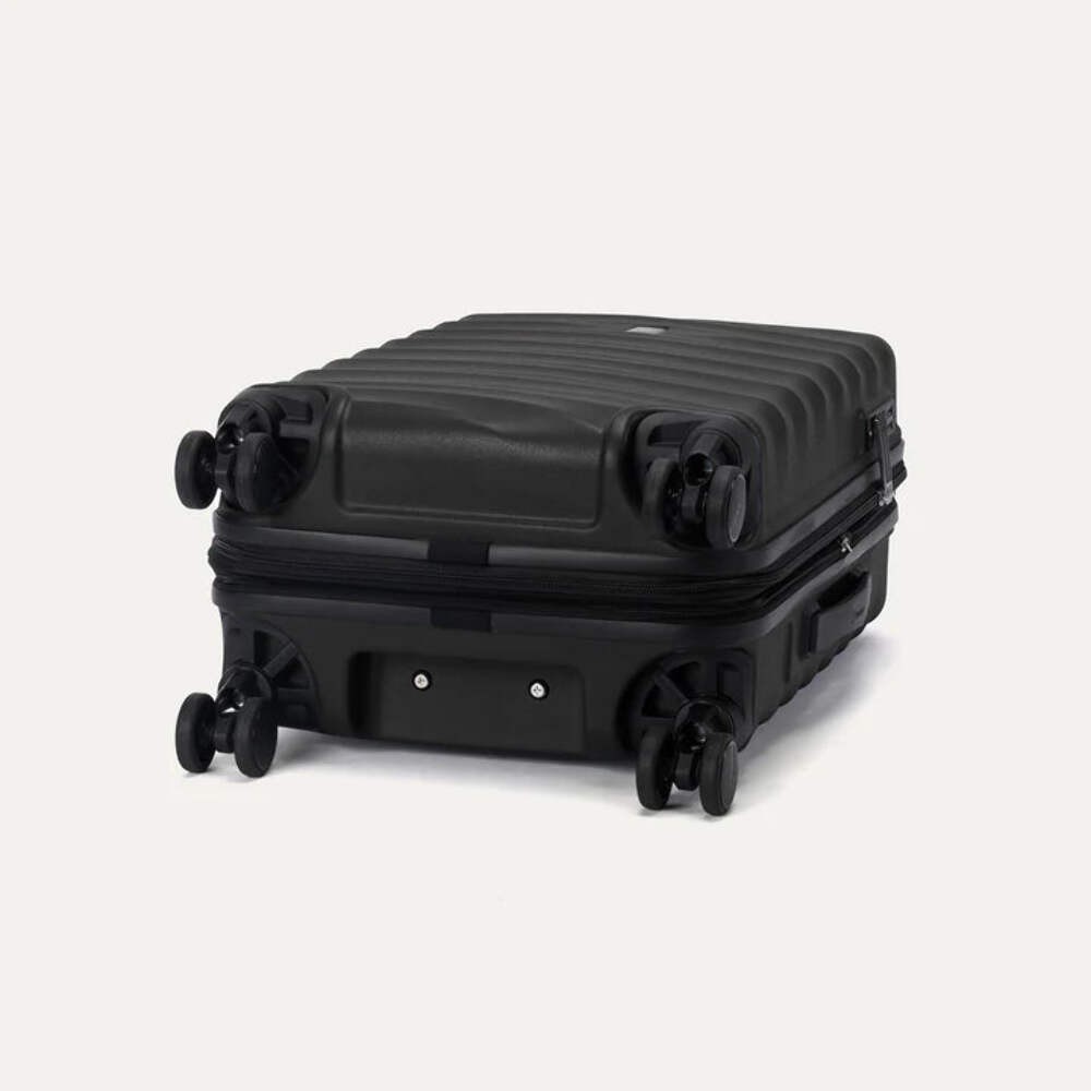 Travelpro Maxlite Air V2 Carry-On Hardside Spinner - Black