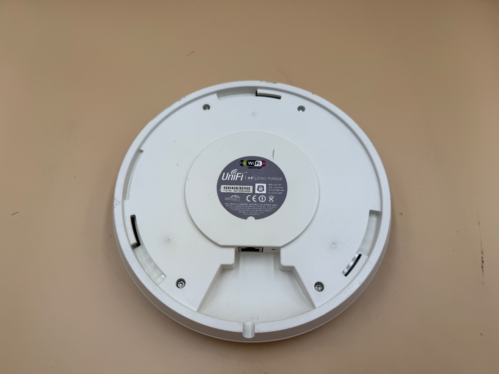 Ubiquiti Networks Unifi AP Long Range Access Point