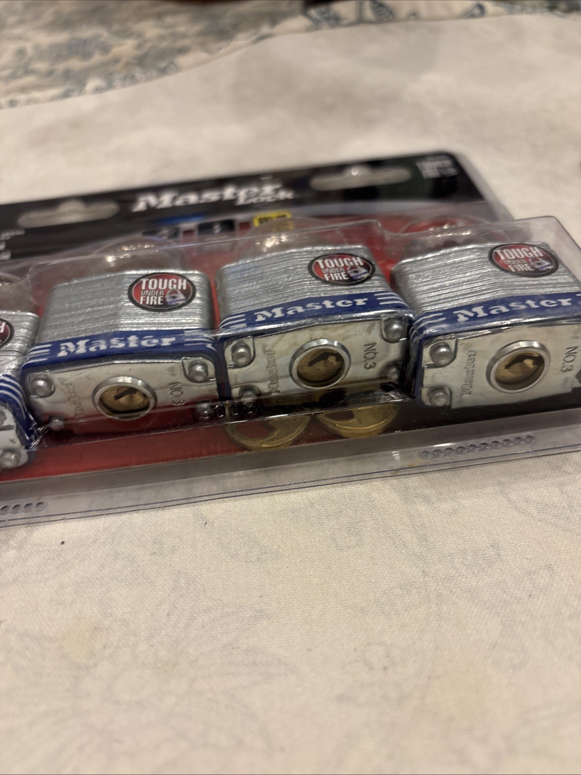 4 Pack Master Lock 3008D Laminated Steel Padlock 1-1/2 NEW