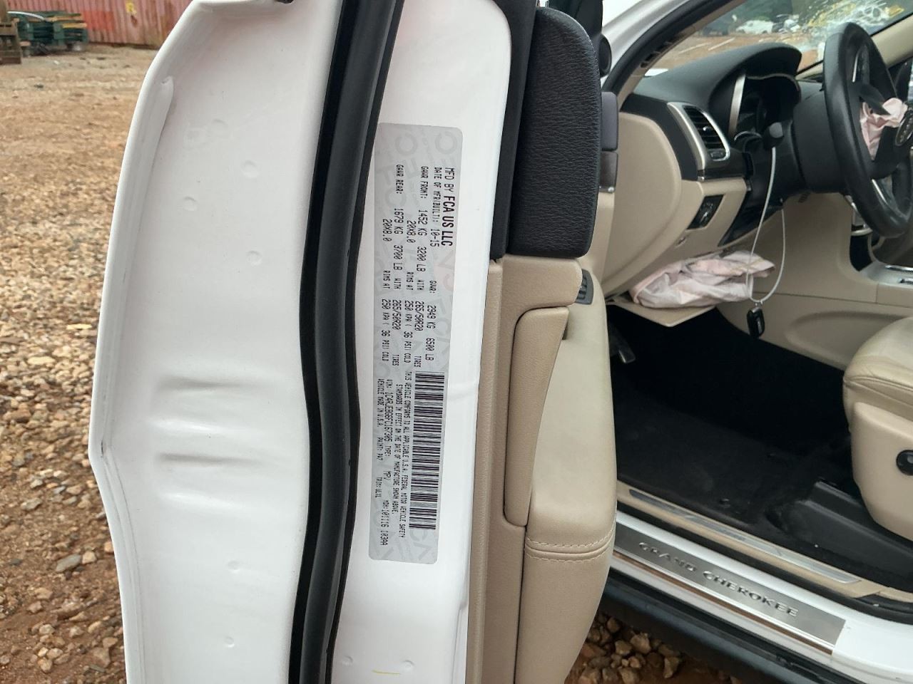 CHERGRAND 2015 Glove Box 4703692