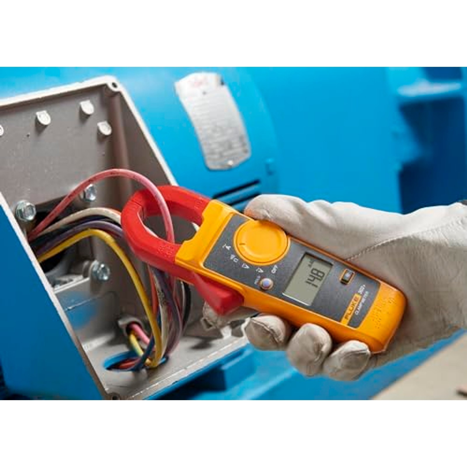 Fluke 302+ Digital Clamp Meter 400A AC Current 600V CAT III Backlit Display