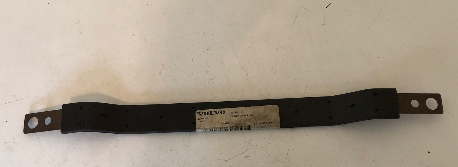 GENUINE VOLVO STRAP DOOR PULL 3080880 NEW OEM
