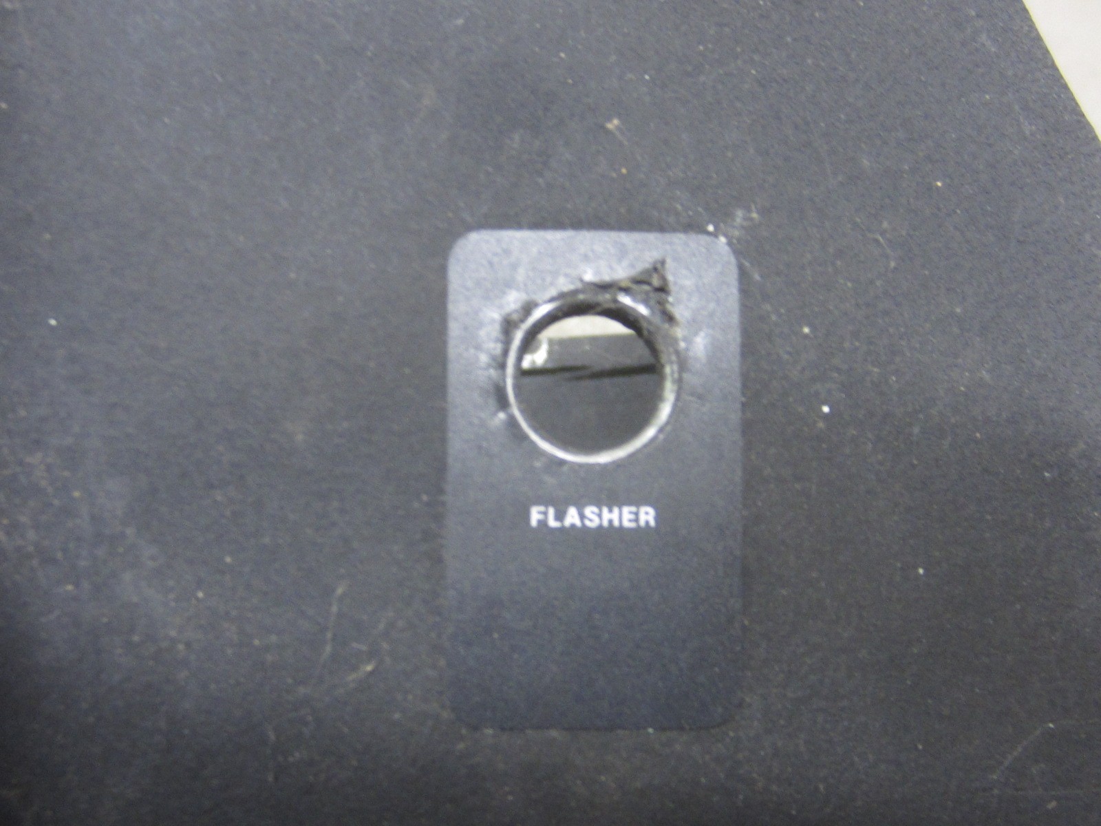 Harley '88 FLT dash panel support, 67795-85A, black, nice shape, #4462