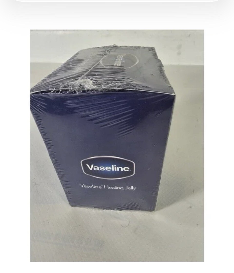 Box of Travel Size 0.25 oz Vaseline Original (20 total)