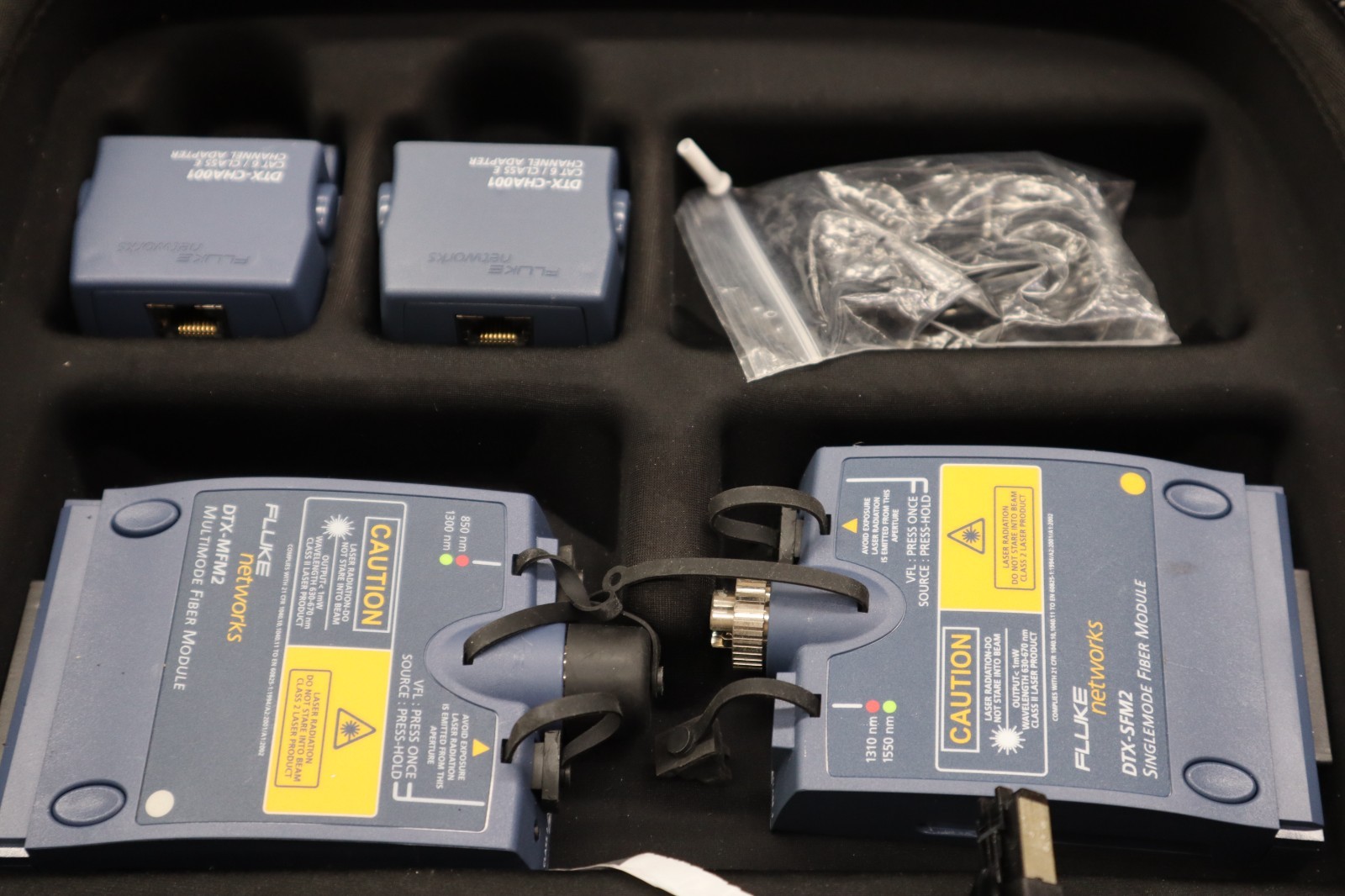 Fluke DTX-1800 Fiber Cable Analyzer & Smart Remote DTX-SFM2 DTX-MFM2 Modules +