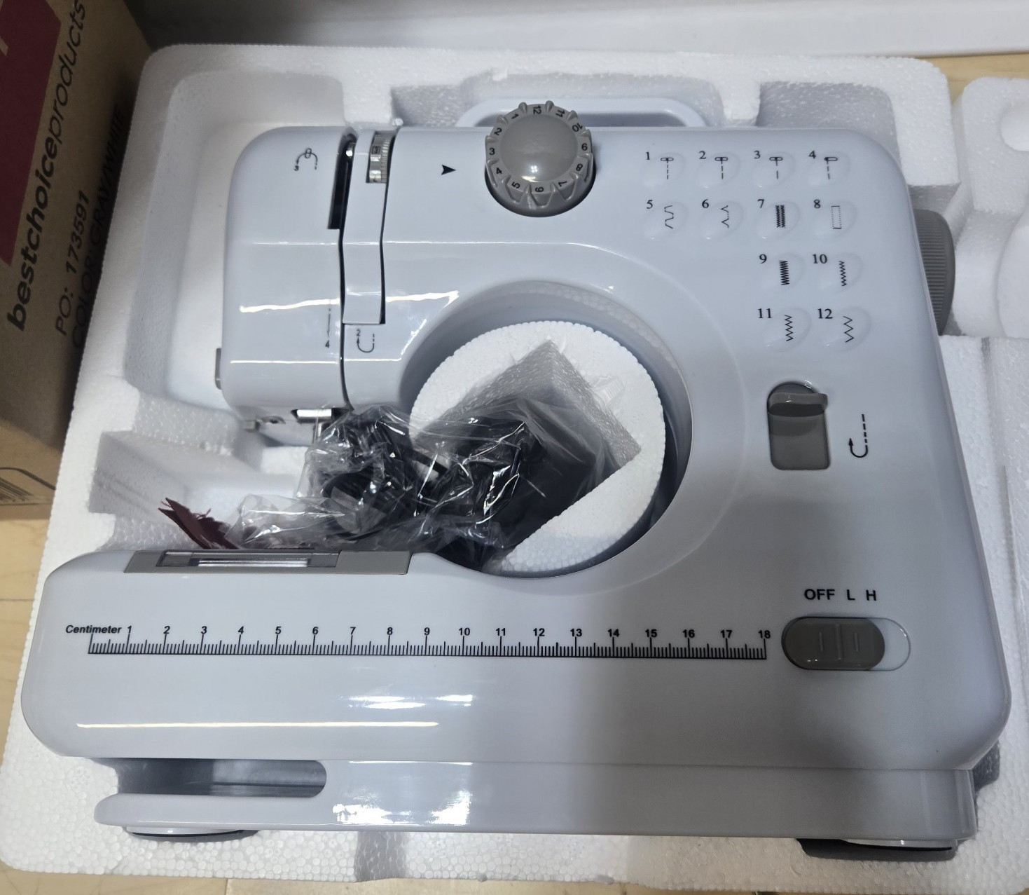 Best Choice Products Compact Sewing Machine 42-pc Beginner Kit With Foot Pedal
