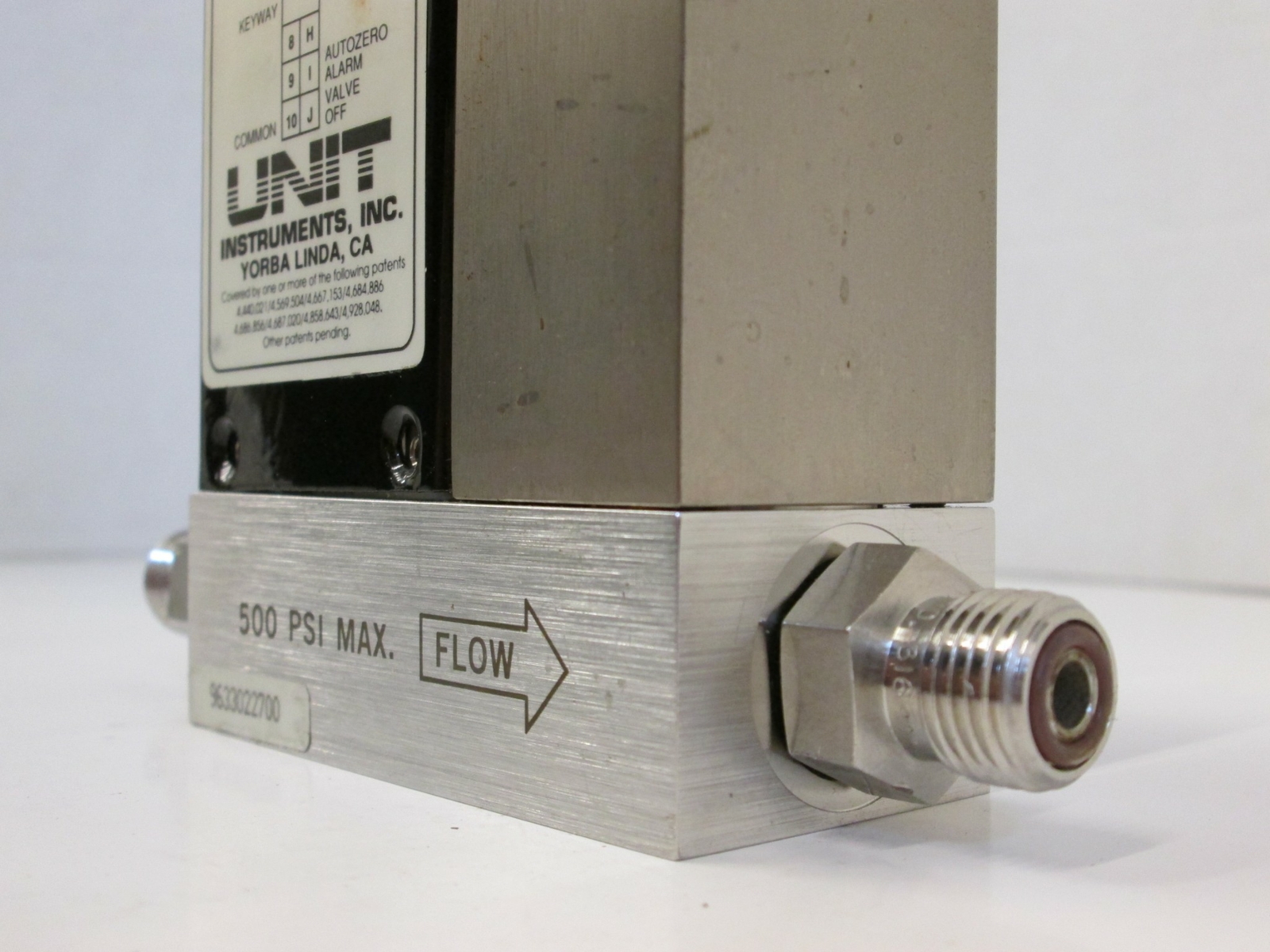 Unit UFC-1200A Mass Flow Controller MFC, SIH2CL2, 200 SCCM, 1/4" Male