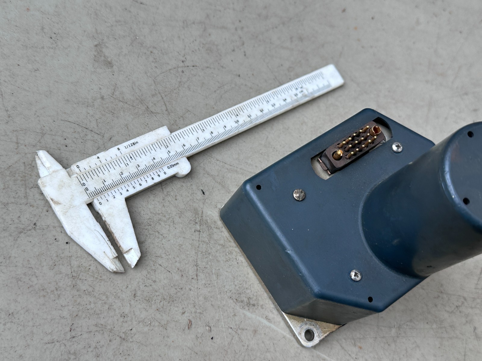 Bendix 4000290-8506 Roll Servo Type # SA-816B