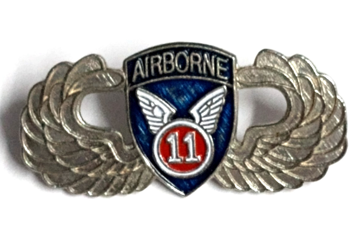 United States US Army 11th Airborne Wing USA Insignia Lapel Hat Military Pin NEW