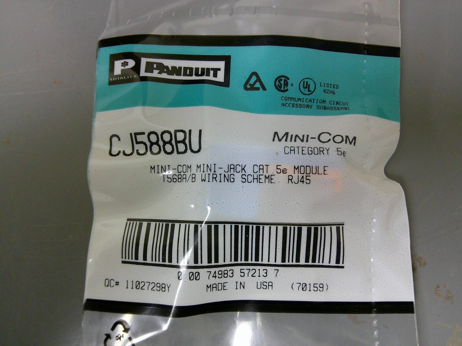 Panduit CJ588BU mini-com cat 5 E RJ45