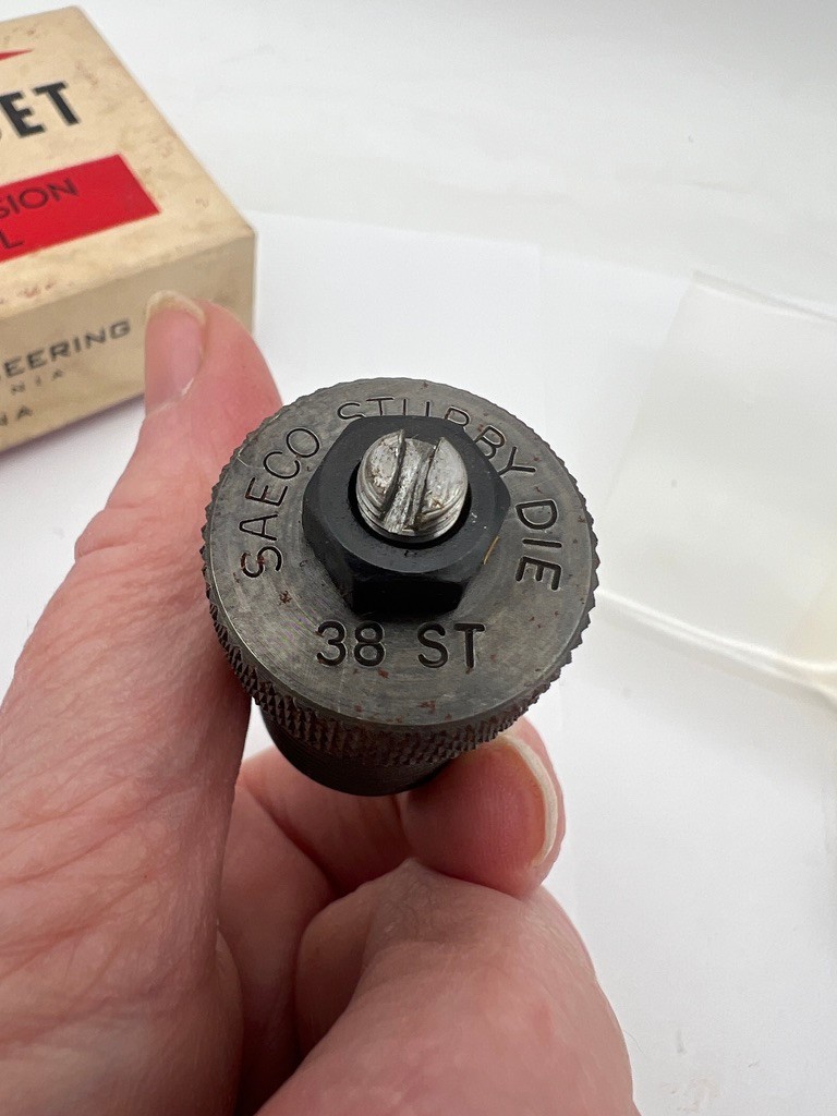 SAECO Stubby Die Set (2) Match Precision Reloading Tool .38 /357 Redding USA