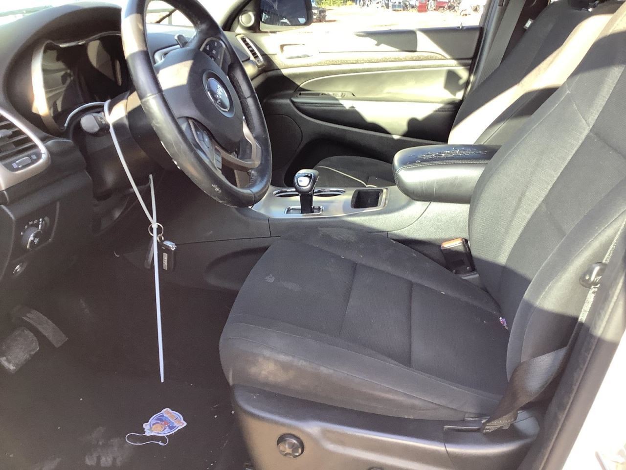 CHERGRAND 2015 Glove Box 4715816